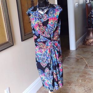 Peter Nygard Stretchy Print dress size 8 Beautiful Print
